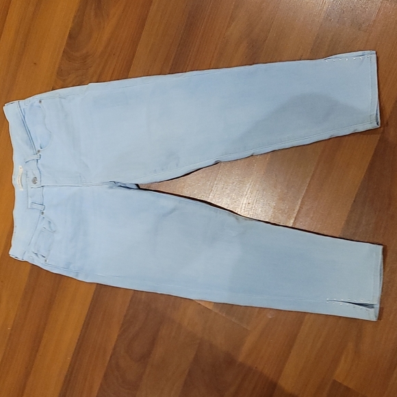 Levis Classic Crop light wash jeans size 8 - Picture 11 of 15